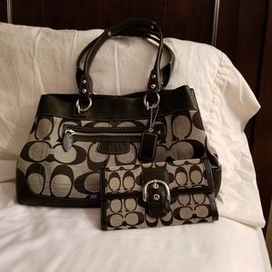 Coach Purse w/matching Wallet